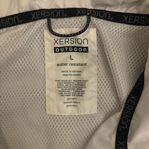 Xersion Men's White and Black Jacket - Picture 2 of 4